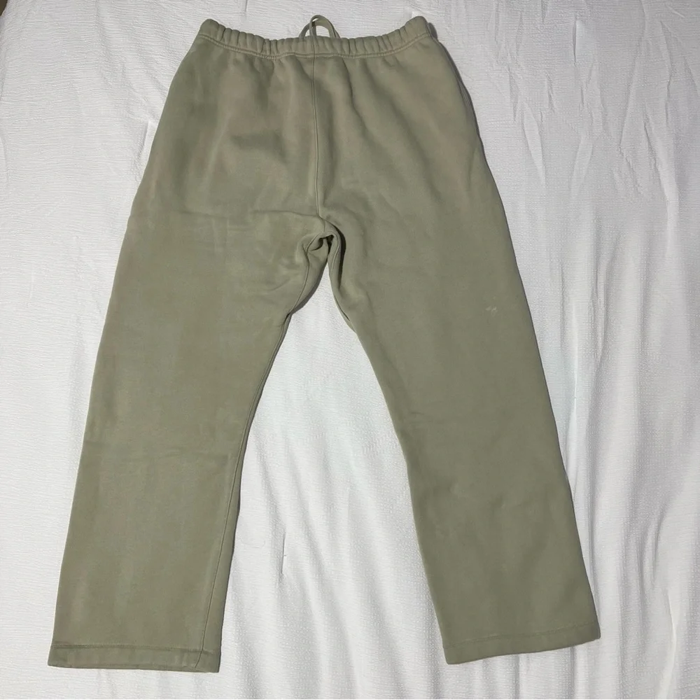 Essentials sweatpants - Picture 3 of 4